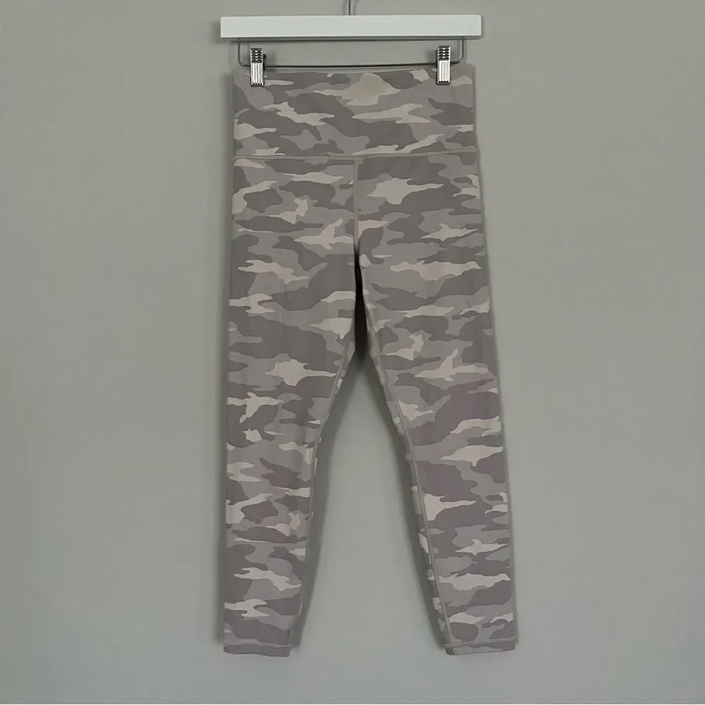 Athleta Ultra High Rise Elation Camo 7/8 Leggings in Taupe, Size S NWOT